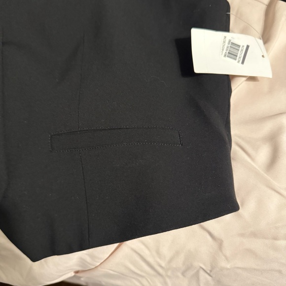 Good American Black Vest Top - Picture 8 of 8